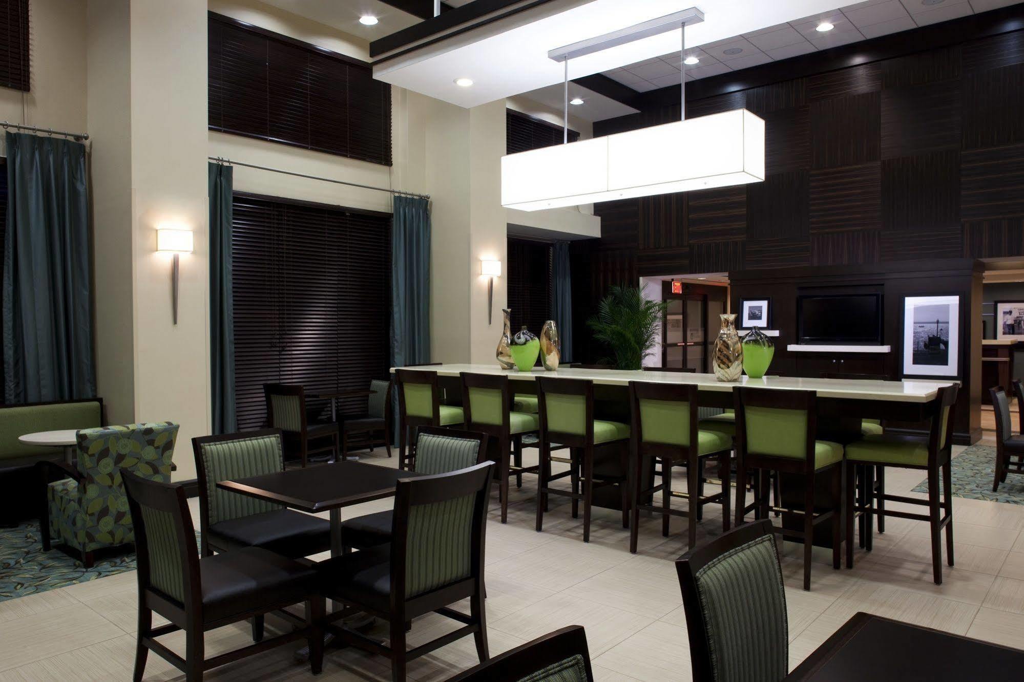 Hampton Inn Atlanta Kennesaw Exterior photo